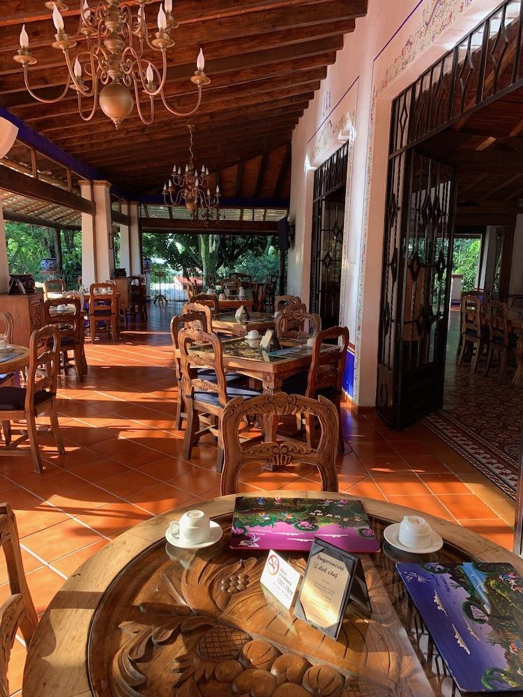 Hotel Spa Posada Tlaltenango Куэрнавака Экстерьер фото